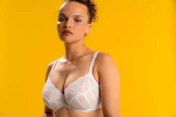 Louisa Bracq corseterie